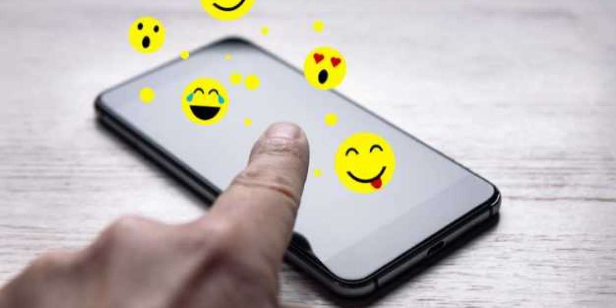 How emojis can help in boosting email clicks and open rates?