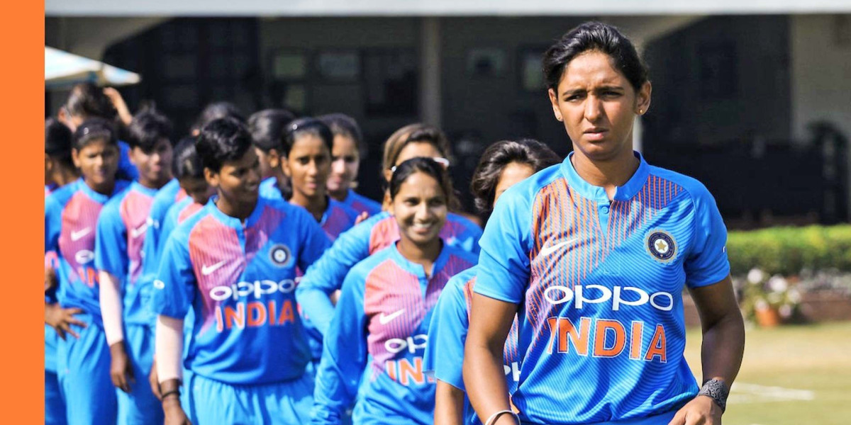 10 reasons to watch women's cricket.