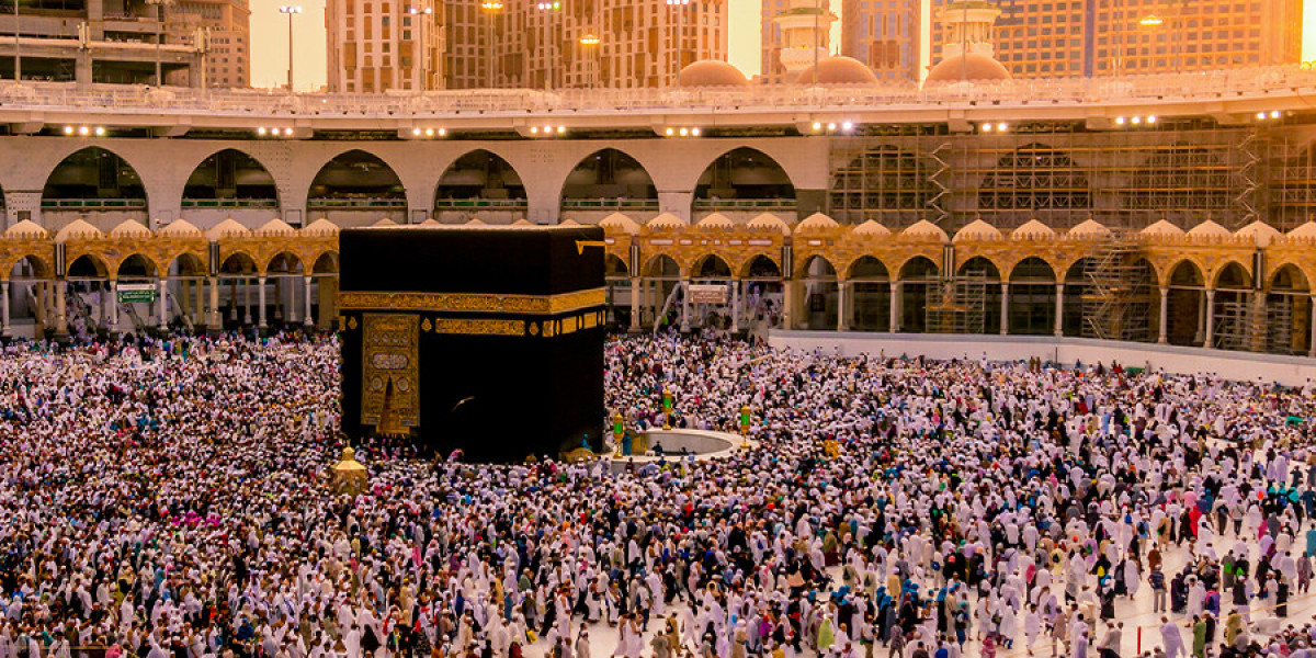 Who cannot perform Umrah?