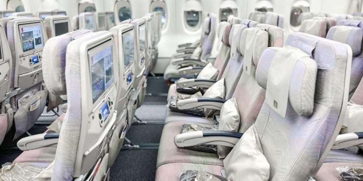Emirates Economy Class: Affordable Luxury in the Skies