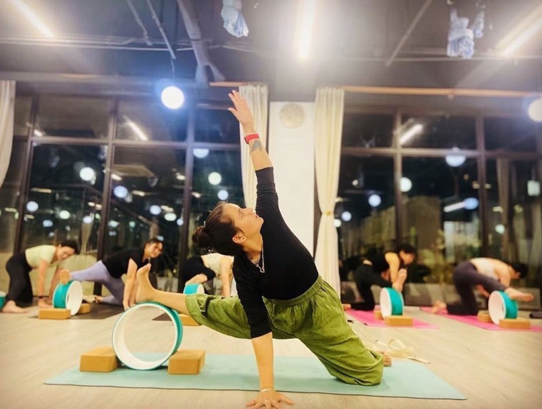 What is Ashtanga Yoga? - Yoga Teacher Training In Rishikesh | Guru Yogshala